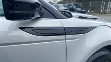 Land Rover Range Rover Evoque 1.5 P300e R-Dynamic SE 5dr Auto Hatchback